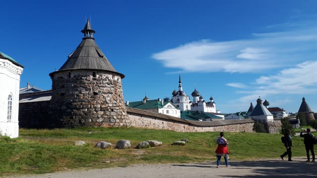 История Соловецкого лагеря особого назначения